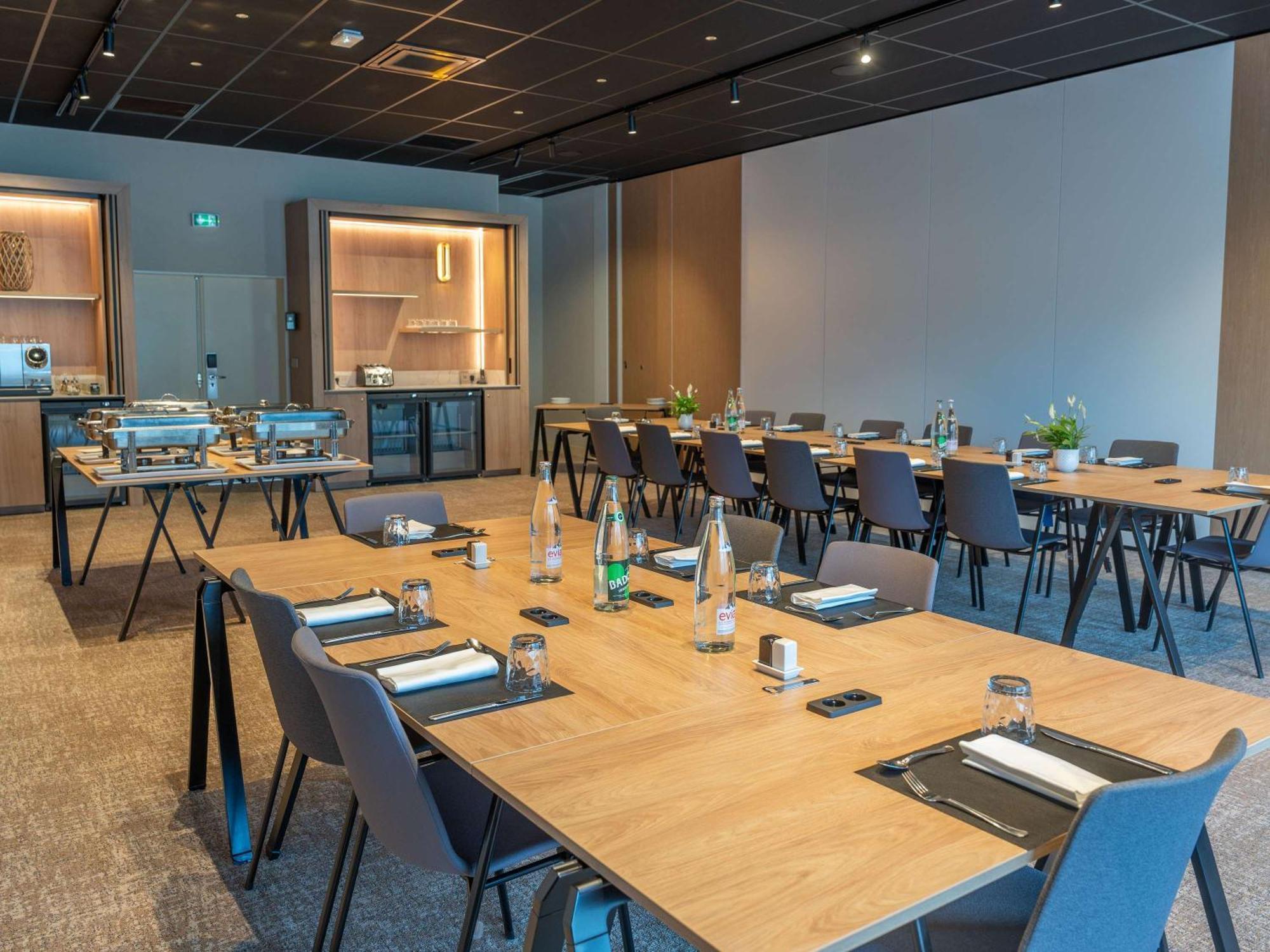 Novotel Angers Lac De Maine Exterior foto