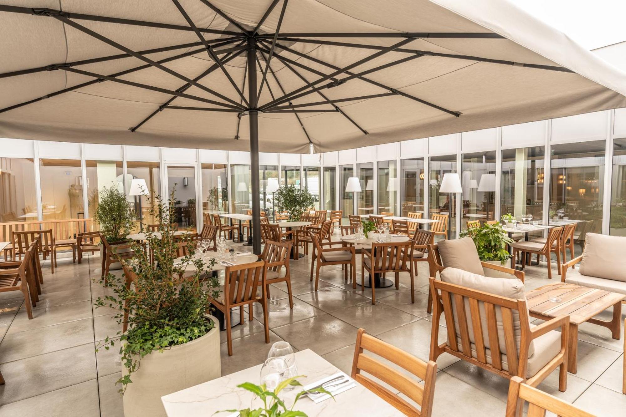 Novotel Angers Lac De Maine Exterior foto