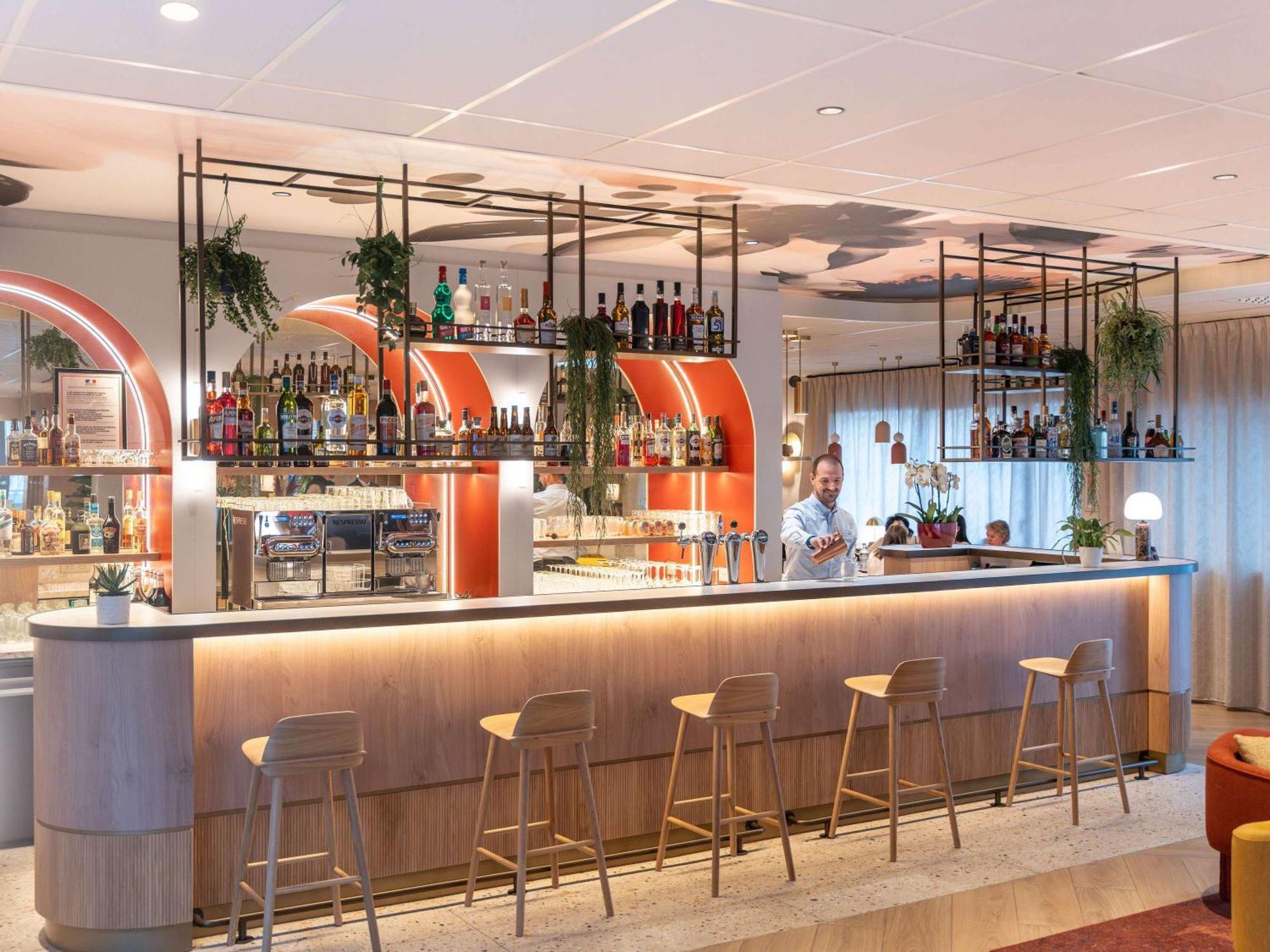 Novotel Angers Lac De Maine Exterior foto